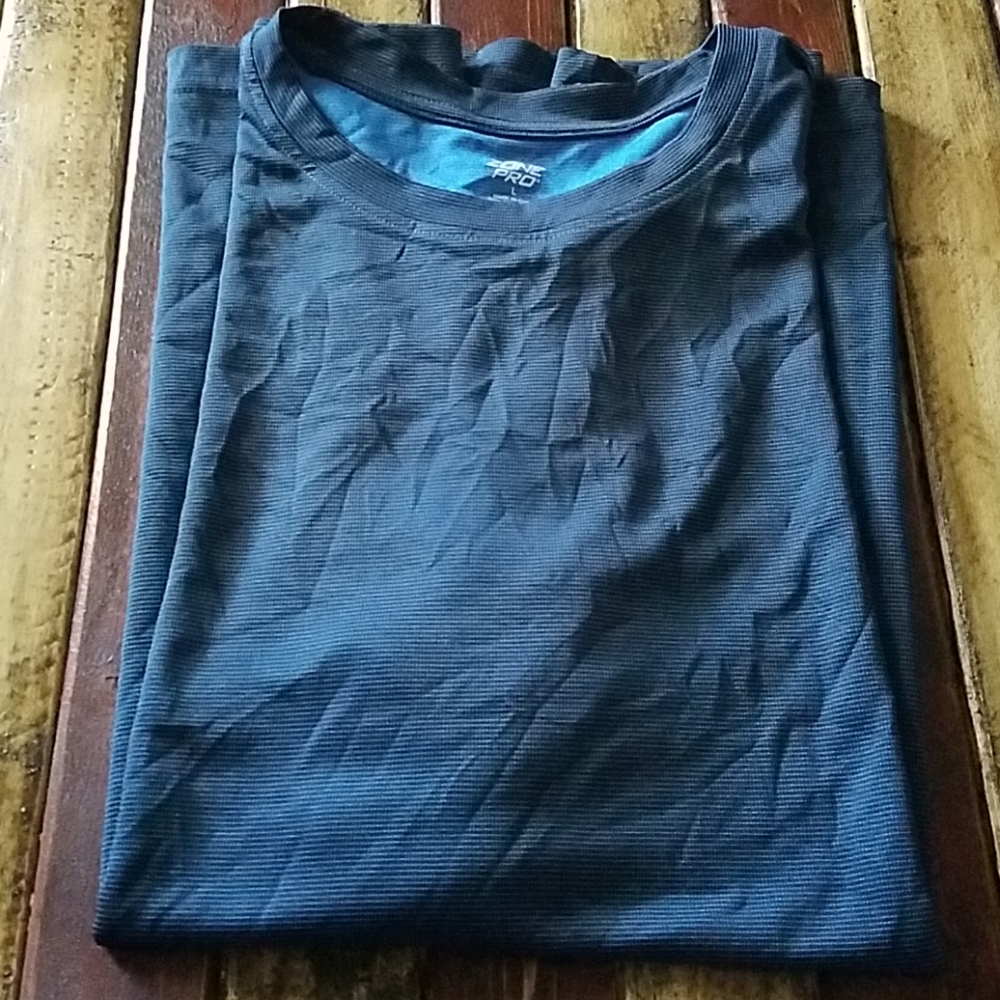 NWT Mens Zone Pro Athletic Shirt - L